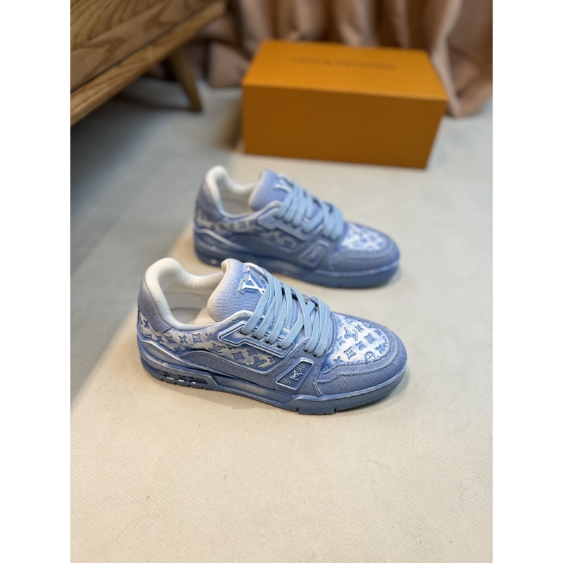 l**is V*t*n sneakers